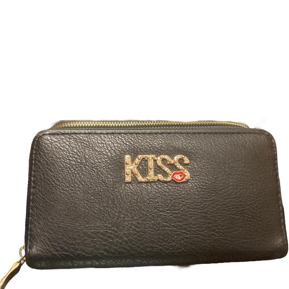 Beautiful “Kiss” Black Women’s Wallet🤩🤩🔥🔥🔥